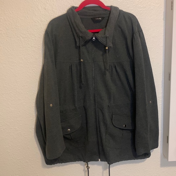 Jacket - Picture 1 of 4